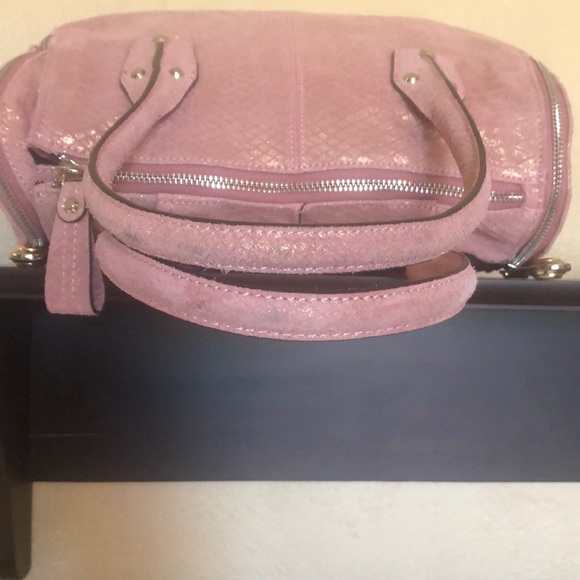 B. makowsky shimmer tote - Picture 4 of 8